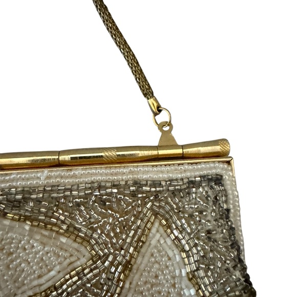 Vintage Art Deco Beaded Handbag 50s 60s Era Handmade Silver Gold Pearl Hong Kong - Picture 4 of 12